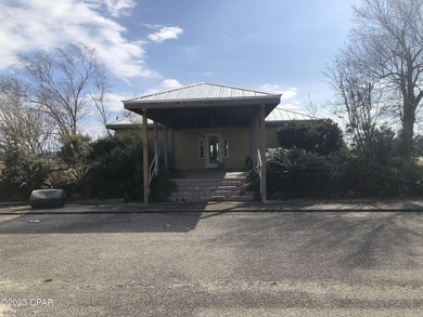 Welcome to Sandy Creek Airpark! A gated residential airpark - photo 8