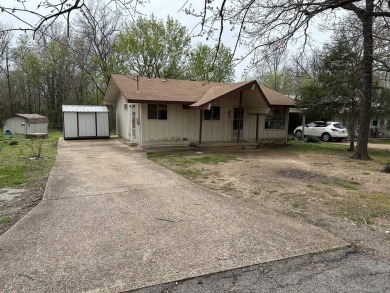 Lake Cherokee Home For Sale in Cherokee Village Arkansas