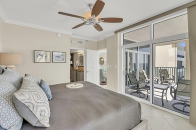 DON'T LET THIS ONE SLIP AWAY! 3 bed/3 bath corner unit with - photo 23