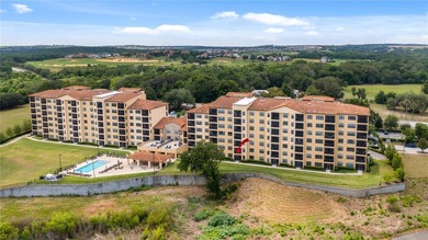 Nestled in the charming town of Montverde, this beautiful - photo 32