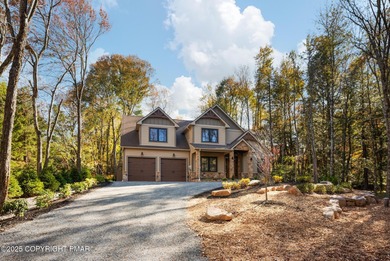 Lake Naomi Home For Sale in Pocono Pines Pennsylvania