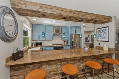 Magnesia Falls Cove! Edgy, eclectic, and impeccably clean, this - photo 44