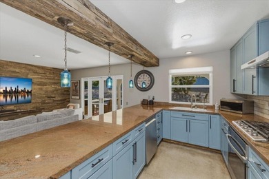 Magnesia Falls Cove! Edgy, eclectic, and impeccably clean, this - photo 46