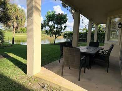 Beautiful Golf & Lake Front Home in desirable Madison Green - photo 10