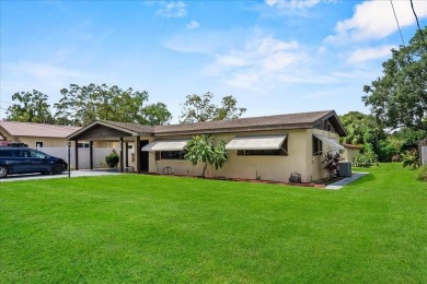 Lake Ariana Home For Sale in Auburndale Florida