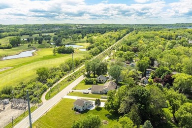 Share neighborhood access to Pewaukee Lake while enjoying the - photo 14