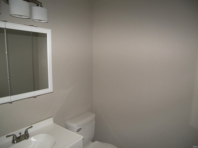 Immediate possession available with this refreshed 3 bedroom one - photo 23