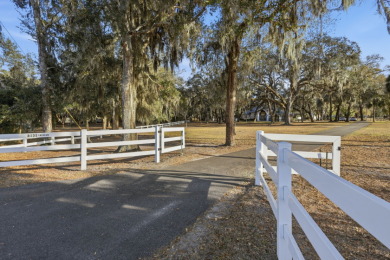 custom-built lakefront retreat set on 5 oak-studded acres - photo 13