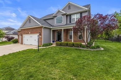 (private lake, pond, creek) Home For Sale in Mahomet Illinois