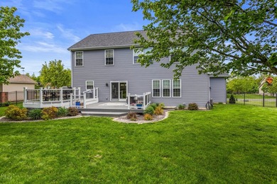 Welcome to Thornewood, one of Mahomet's most desirable - photo 5