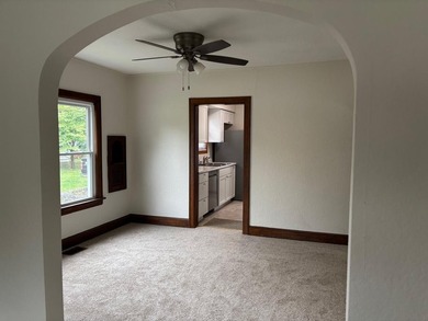 Charming English Cottage near Lake George. Step into timeless - photo 4