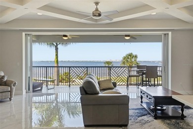 Experience LUXURY WATERFRONT LIVING in this stunning 2-bedroom - photo 11