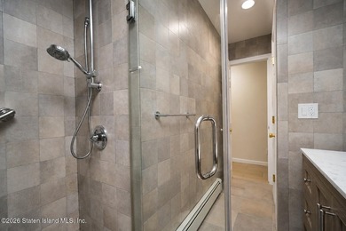 Welcome to this absolutely immaculate 1092 sq ft detached ranch - photo 11