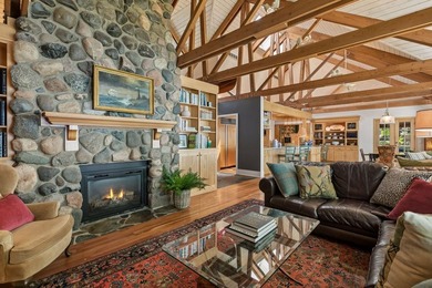 Known as The Cozy Nook, this storied Lake Minnetonka residence - photo 15