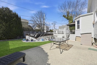 Welcome to this beautifully maintained 4-bedroom, 2 full bath - photo 19