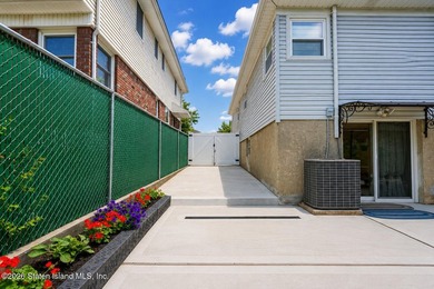 Welcome to this absolutely immaculate 1092 sq ft detached ranch - photo 22