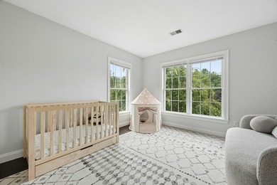 NEIGHBORHOOD SETTING WITH COMMUTER CONVENIENCE! This - photo 27