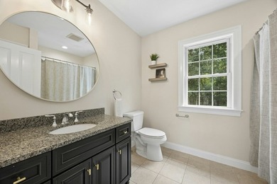 NEIGHBORHOOD SETTING WITH COMMUTER CONVENIENCE! This - photo 30