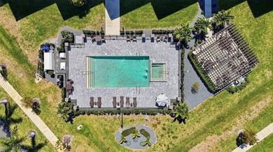 Experience LUXURY WATERFRONT LIVING in this stunning 2-bedroom - photo 39