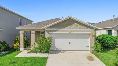 Lake Home For Sale in Leesburg, Florida