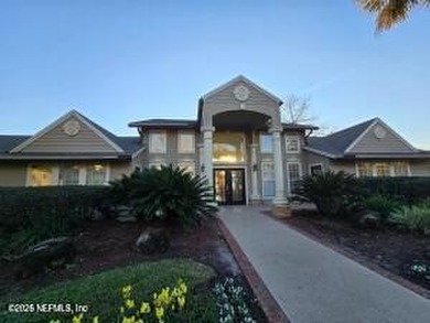 Stunning Southside Condo just hit the market in The Landings at - photo 1