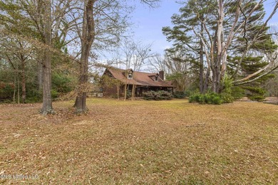 Tucked away on 3.6 acres this rustic charmer offers the perfect - photo 10