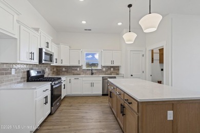 LIMITED TIME BUILDER INCENTIVE W/ CONTRACT BY 8/1/26! PICK ANY 3 - photo 4