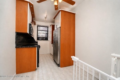 Welcome home to this bright and airy one-bedroom co-op, ideally - photo 11