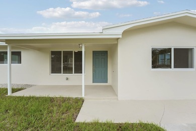 Completely renovated from top to bottom, this move-in ready home - photo 4