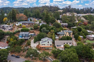 Come home to sweeping 180 degrees Bay views, perfect for sipping - photo 48