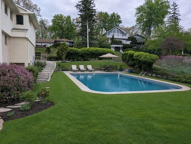 A rare offering along coveted Lake Shore Drive, this exceptional - photo 3