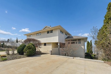 A rare offering along coveted Lake Shore Drive, this exceptional - photo 7