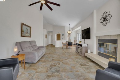 Welcome to 1952 Cherry Hills Dr., an updated 2-bedroom - photo 7