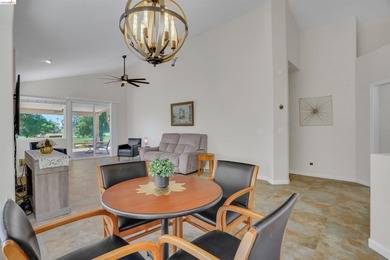 Welcome to 1952 Cherry Hills Dr., an updated 2-bedroom - photo 8