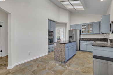 Welcome to 1952 Cherry Hills Dr., an updated 2-bedroom - photo 10
