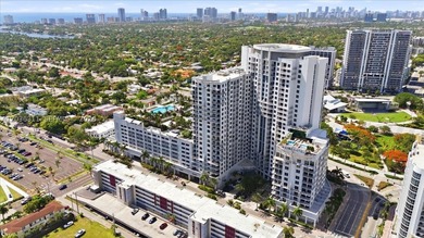 Experience modern urban living at CIRC Residences in the heart - photo 4