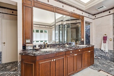 Custom-built luxury estate set on an extraordinary park-like - photo 23