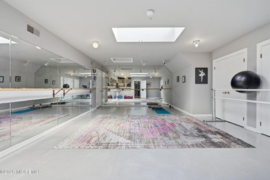 Custom-built luxury estate set on an extraordinary park-like - photo 24