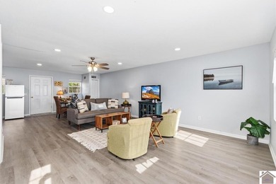 Looking for a lake house getaway? This newly renovated home has - photo 5