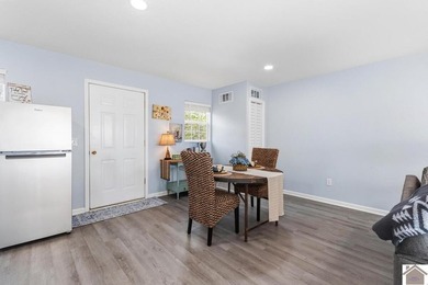 Looking for a lake house getaway? This newly renovated home has - photo 8
