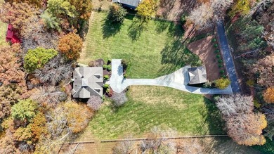 Luxury Riverfront Mountain Estate-An Exceptional, one-of-a-kind - photo 35