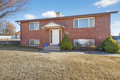 Great Salt Lake Home For Sale in Clearfield Utah