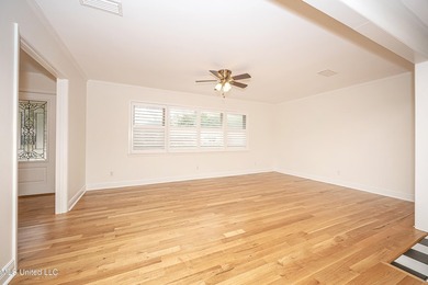 LOCATION LOCATION LOCATION! Welcome to this beautifully updated - photo 7