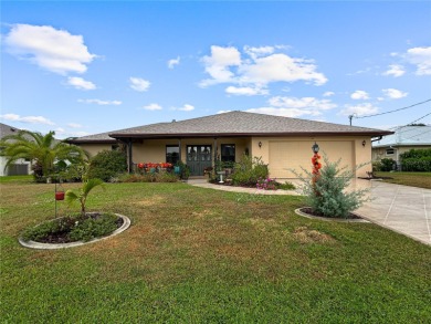 Rotonda West Lakes and Canals Home For Sale in Rotonda West Florida