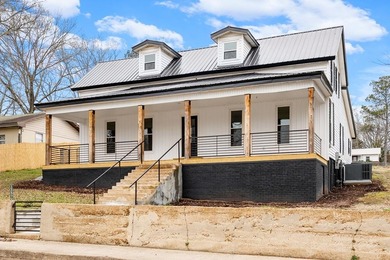 Kentucky Lake Home For Sale in Big Sandy Tennessee