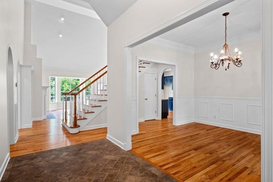 Beautiful, spacious home offering comfort, flexibility and - photo 9