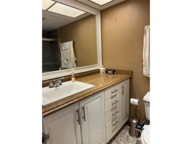 Must-See Spacious 2-Bedroom, 2-Bathroom Condo with Stunning