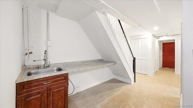 Brick, large single family recently renovated in move-in - photo 18
