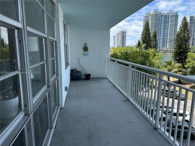 Must-See Spacious 2-Bedroom, 2-Bathroom Condo with Stunning