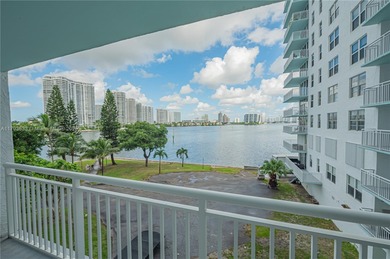 Must-See Spacious 2-Bedroom, 2-Bathroom Condo with Stunning